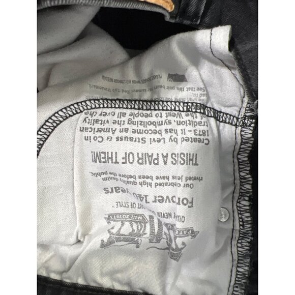 Levis 514 Straight Fit Jeans Size 38 x 32 Black Medium Wash Denim Classic Style - Picture 4 of 11